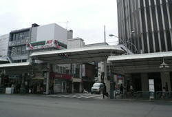 寺町京極商店街 電気街はこちらから